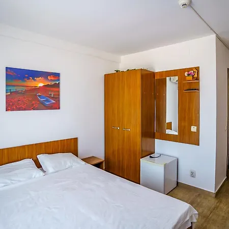 Pensionat Vila Miraky Pe Plaja Belona