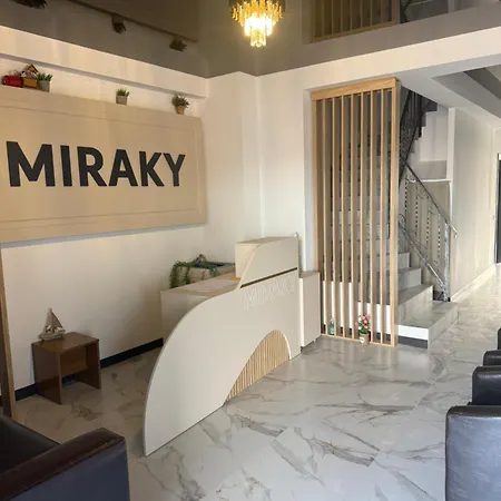 Miraky בית הארחה